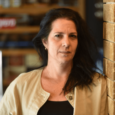מיכל בן שבת "הלוחשת לעסקים" איזון אנרגטי לאנשים ועסקים.